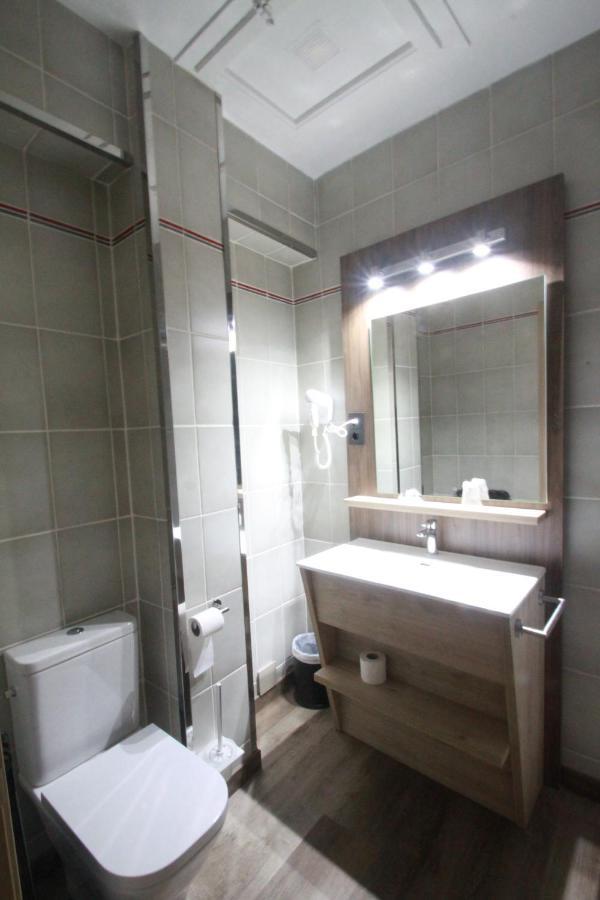 Hotel, H De L'Anton Batea Екстер'єр фото